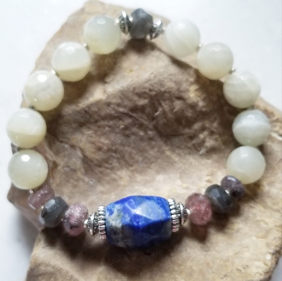 Lapis Lazuli Gemstone Beaded Bracelet - Picture 2 of 2